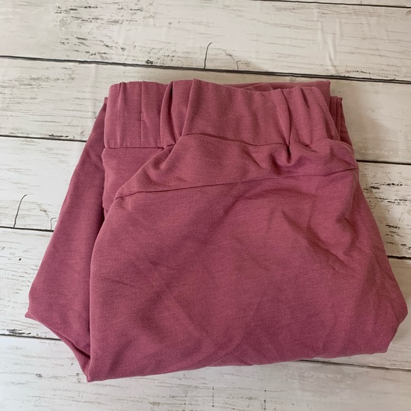 Gymshark solace bottoms 2.0 dusky pink small NWT - Picture 5 of 7
